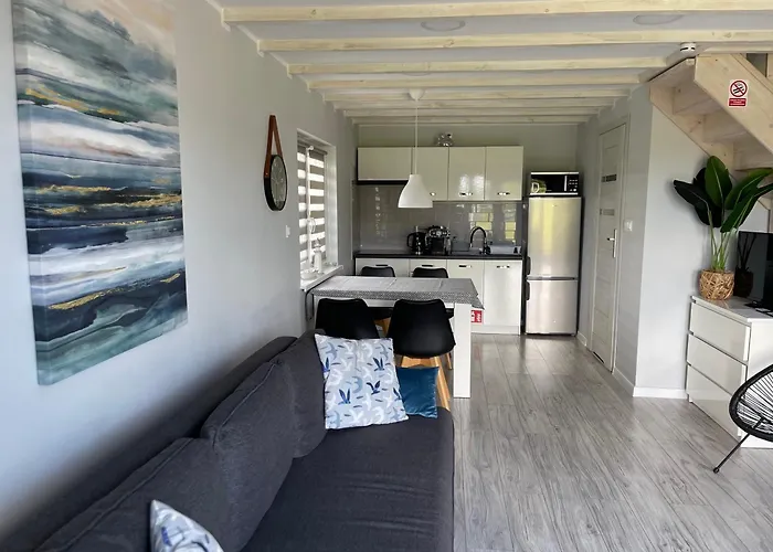 Nadmorski Zakatek * Леба